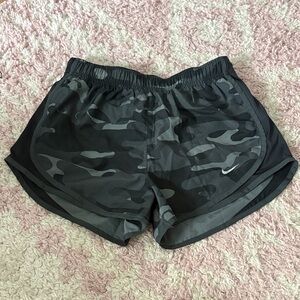Nike Women's Gray Camo Athletic Shorts